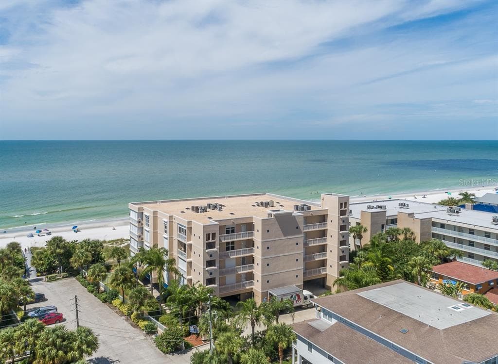 2 - 15TH AVENUE UNIT 203 INDIAN ROCKS BEACH, FL 33785