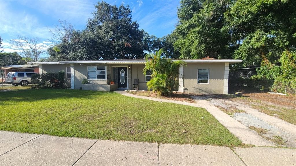 4525 TARPON DRIVE TAMPA, FL 33617