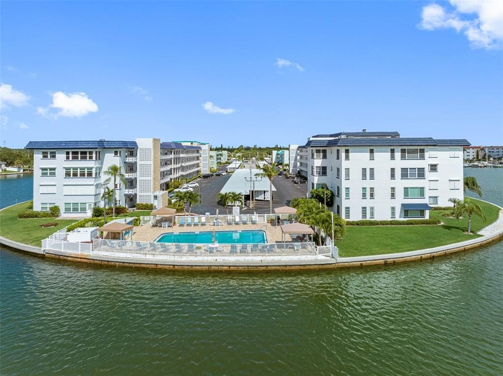 5960 30TH AVENUE S UNIT 409 GULFPORT, FL 33707