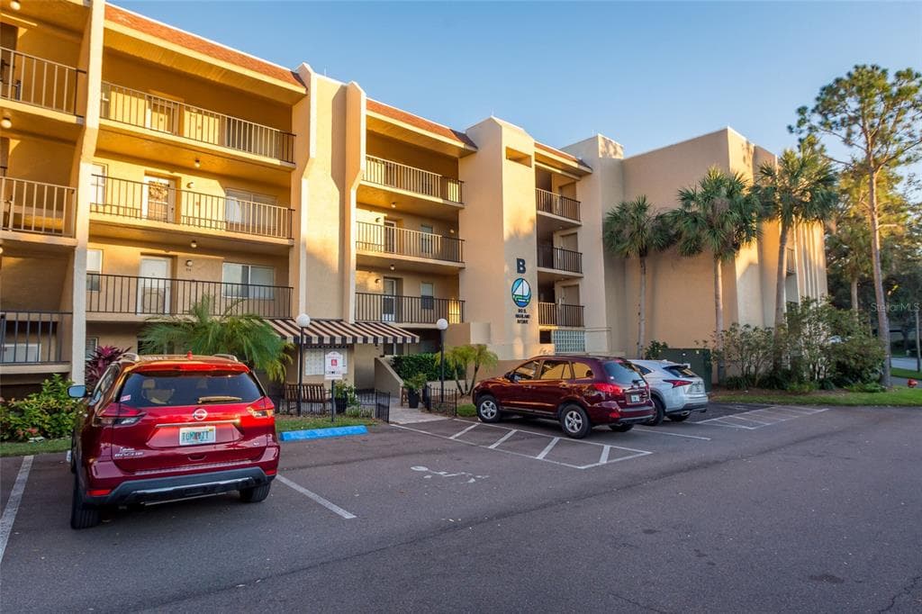 90 S HIGHLAND AVENUE UNIT 223 TARPON SPRINGS, FL 34689