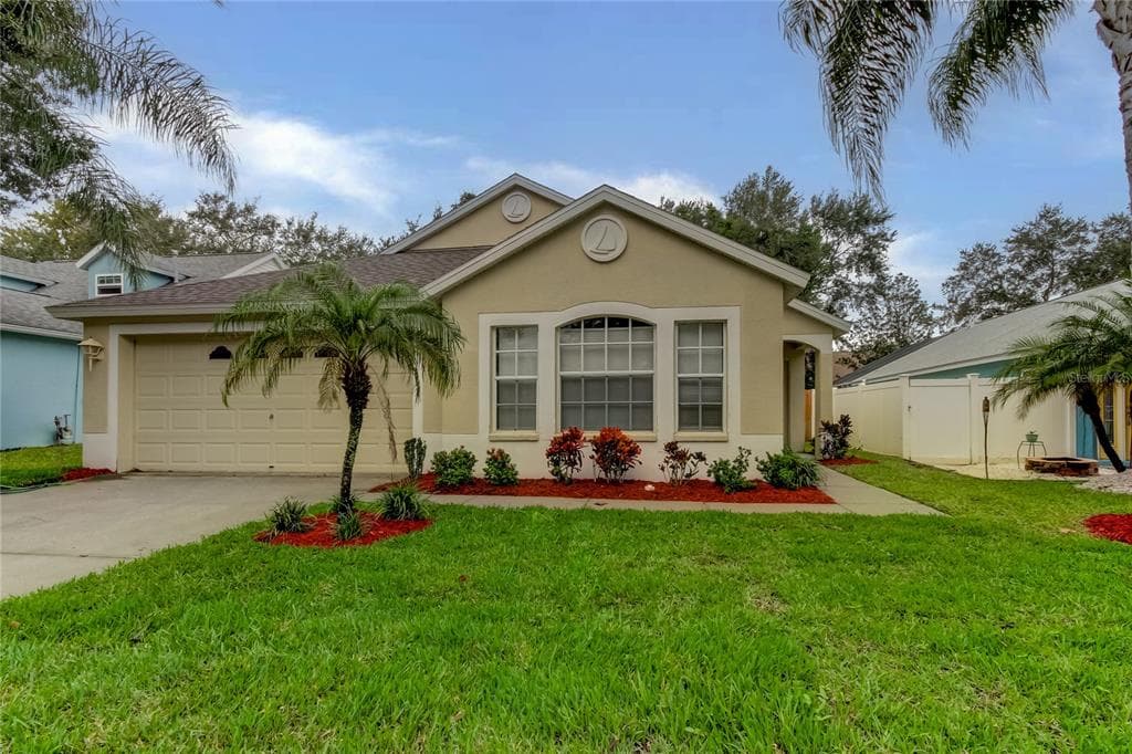 1704 OAK SPRING DRIVE TARPON SPRINGS, FL 34689