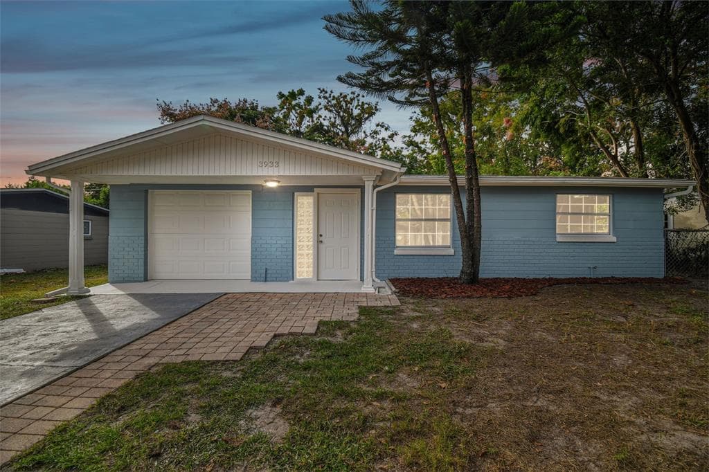 3933 SATURN DRIVE NEW PORT RICHEY, FL 34652