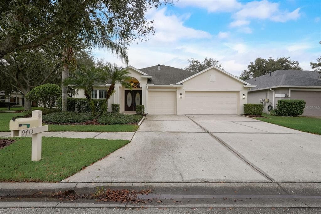 9413 AZALEA RIDGE CIRCLE TAMPA, FL 33647