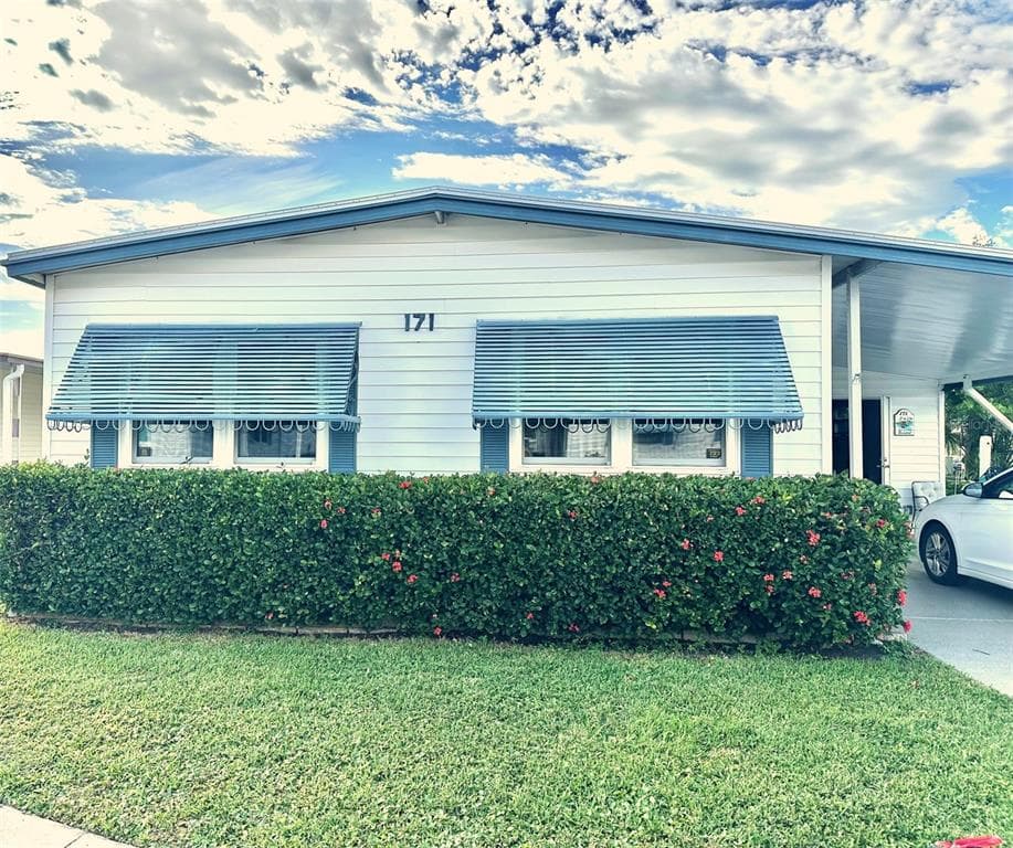 9790 66TH STREET N UNIT 171 PINELLAS PARK, FL 33782