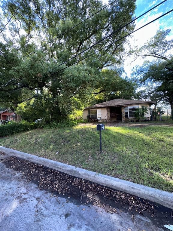 801 E CURTIS STREET TAMPA, FL 33603