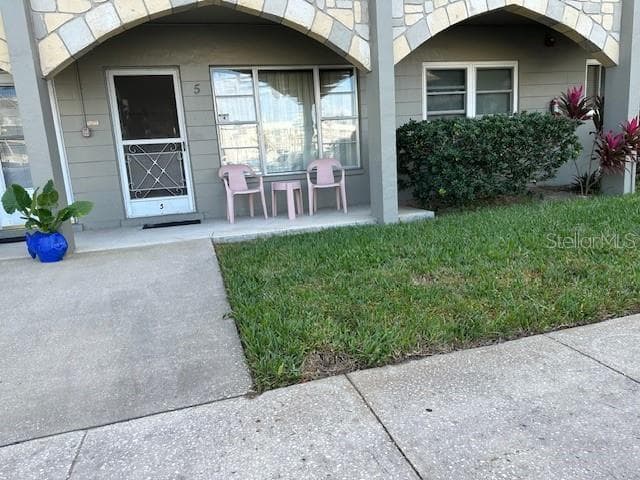 2461 CANADIAN WAY STREET apt 5 CLEARWATER, FL 33763