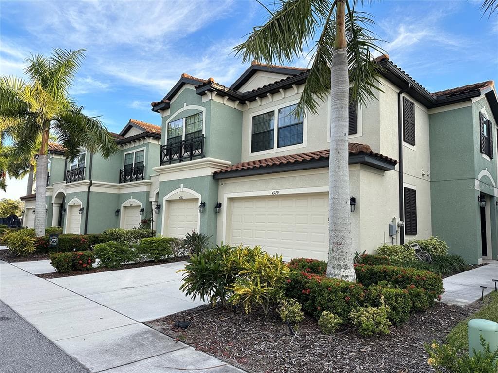 4979 OARSMAN COURT SARASOTA, FL 34243