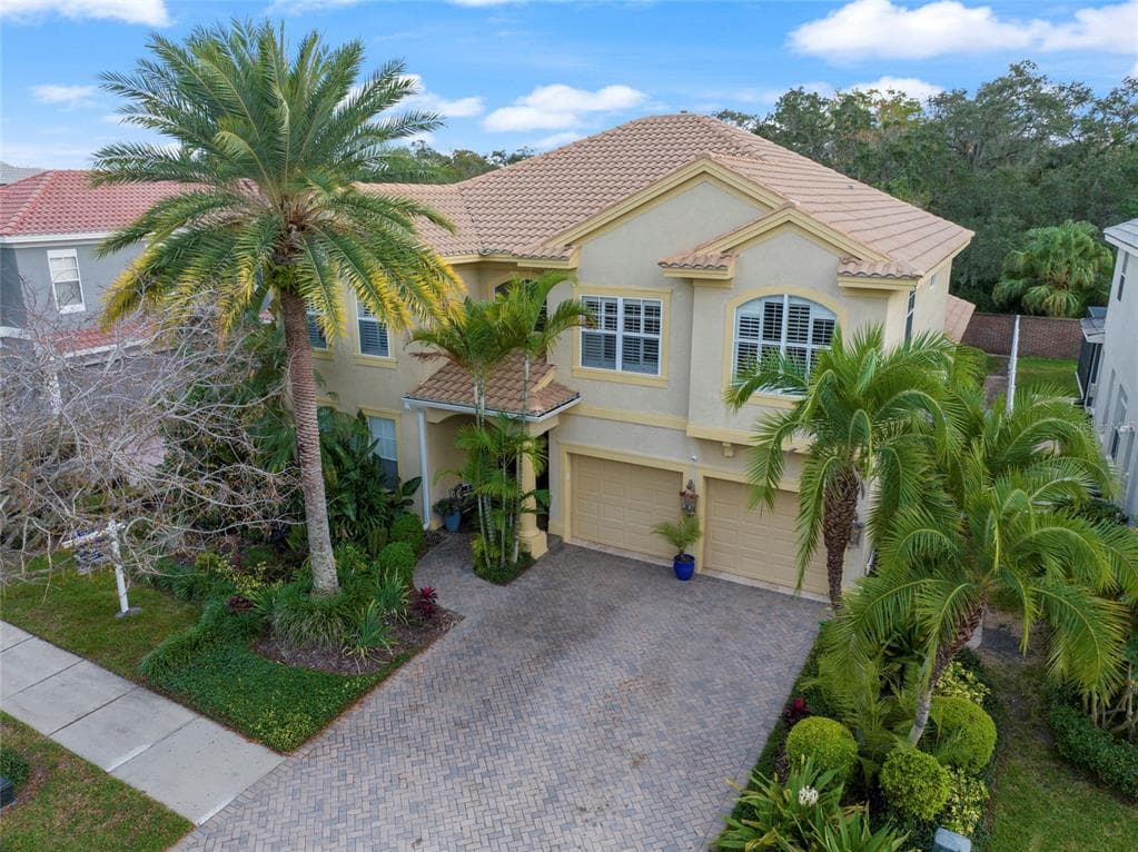 2304 MESSENGER CIRCLE SAFETY HARBOR, FL 34695
