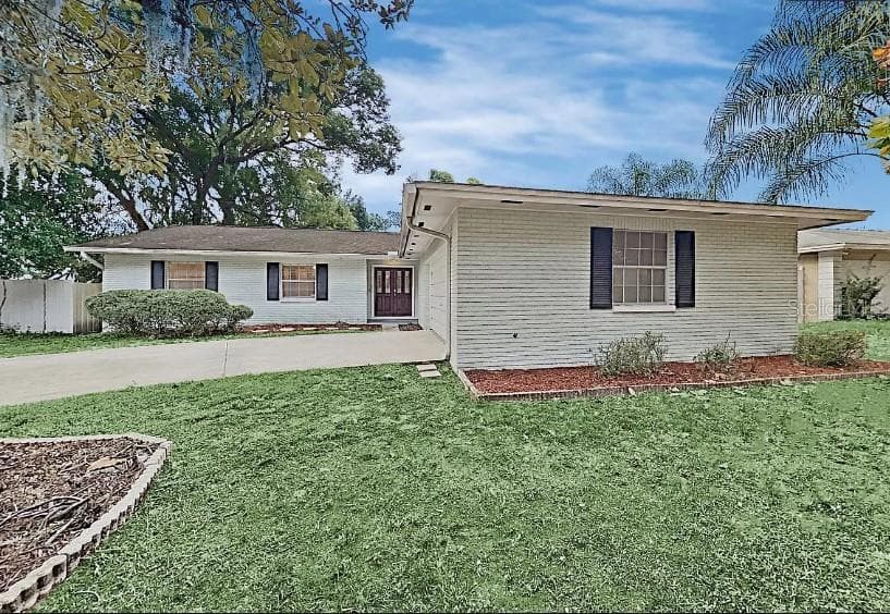 529 JULIE LANE BRANDON, FL 33511