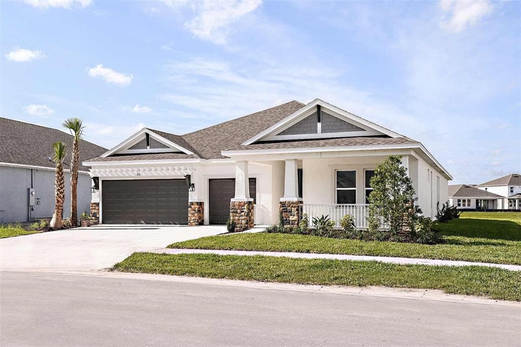 2111 MIZZEN WAY WESLEY CHAPEL, FL 33543