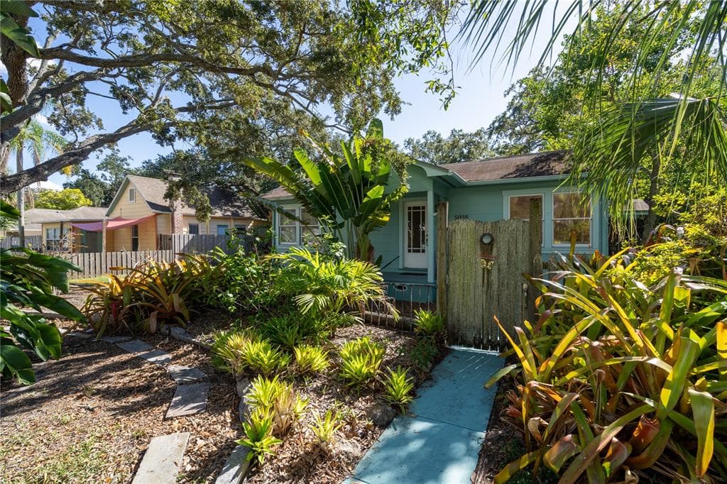 5038 28TH AVENUE S GULFPORT, FL 33707