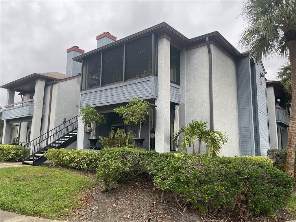 10263 GANDY BOULEVARD N UNIT 413 ST PETERSBURG, FL 33702