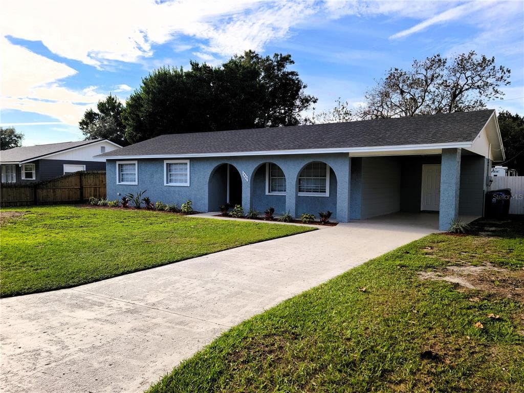1403 EMORY DRIVE LAKELAND, FL 33810