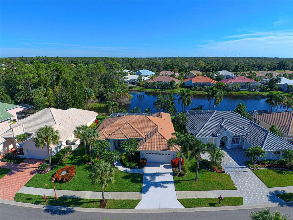 618 POND WILLOW LANE VENICE, FL 34292