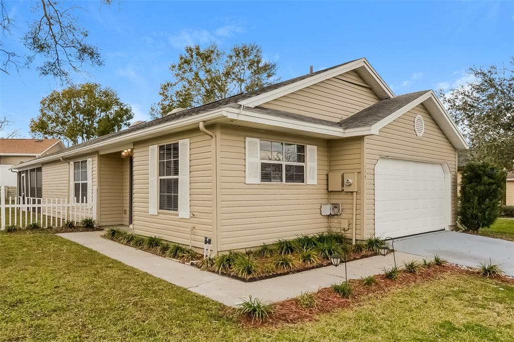 114 MEADOW BOULEVARD SANFORD, FL 32771