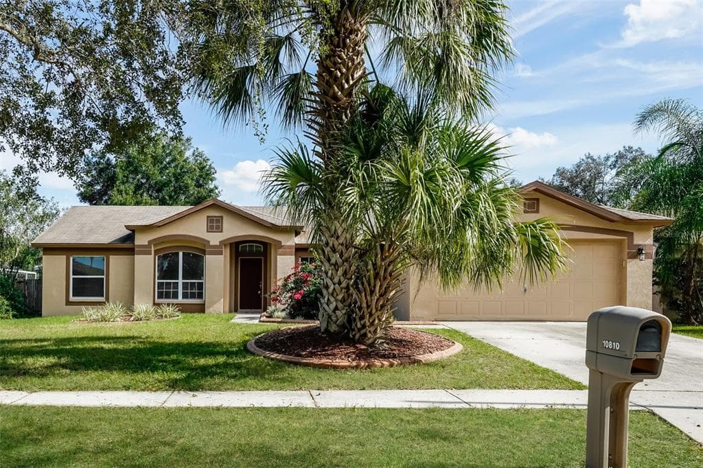 10810 WINDBURY WAY RIVERVIEW, FL 33569
