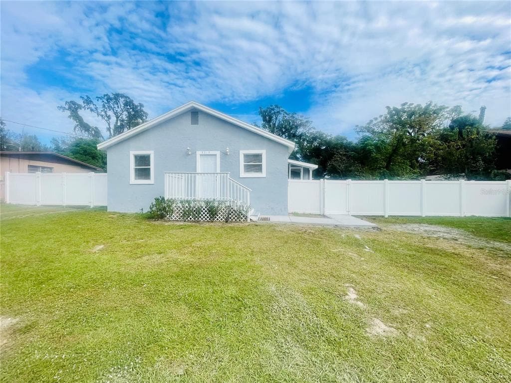 9219 N 28TH STREET TAMPA, FL 33612