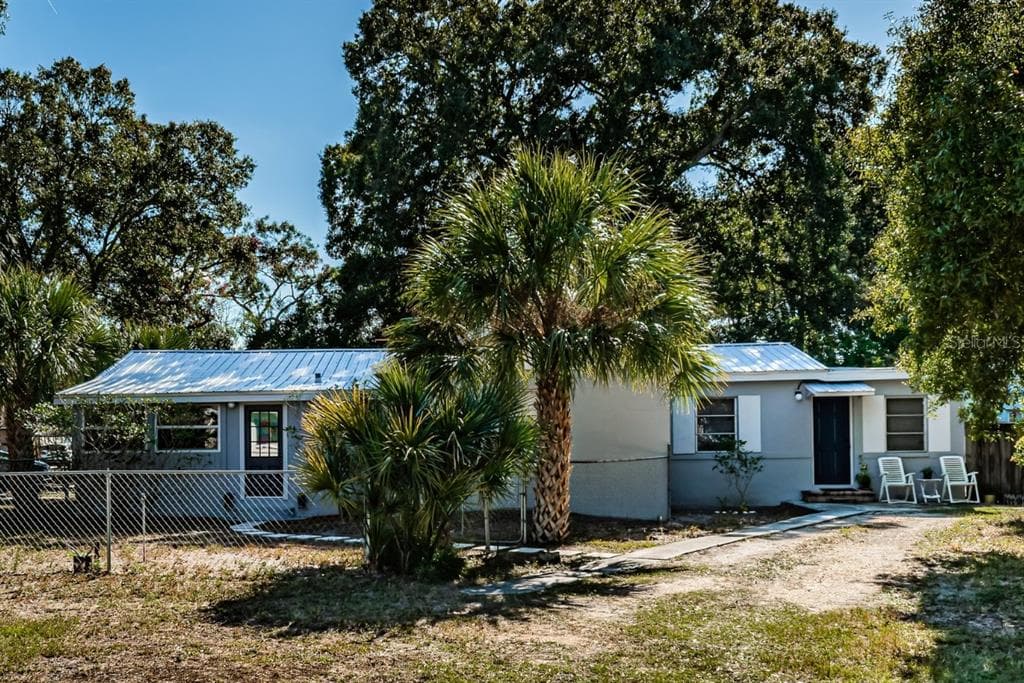 6700 50TH AVENUE N ST PETERSBURG, FL 33709