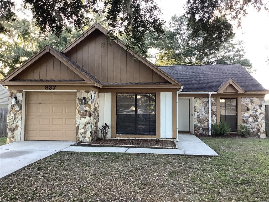 837 SUNRIDGE POINT DRIVE SEFFNER, FL 33584
