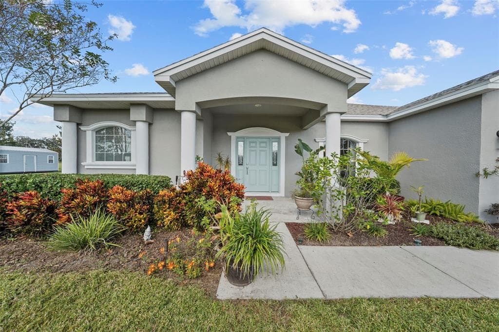 3430 KNOXVILLE PLACE PLANT CITY, FL 33566