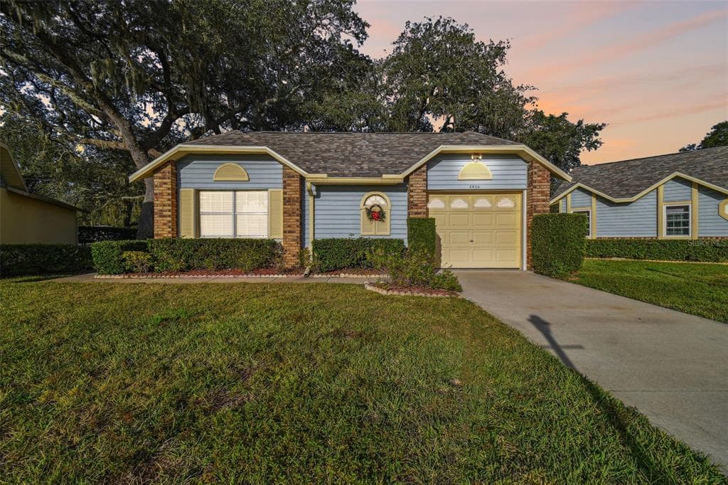4826 EASTFIELD COURT UNIT 4826 NEW PORT RICHEY, FL 34655