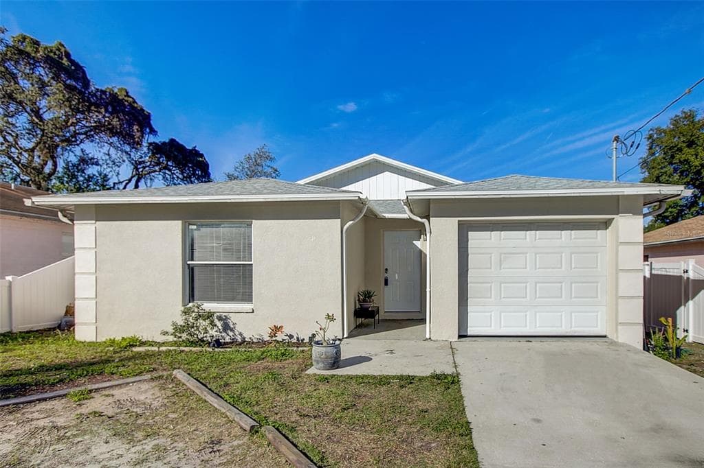 3806 E OSBORNE AVENUE TAMPA, FL 33610