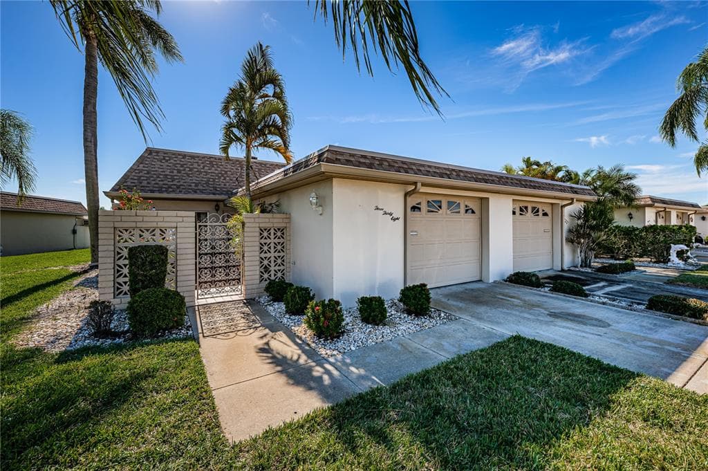338 BOCA CIEGA POINT BOULEVARD N