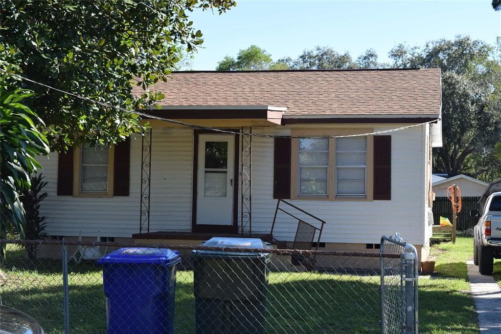 1813 E MAIN STREET LAKELAND, FL 33801