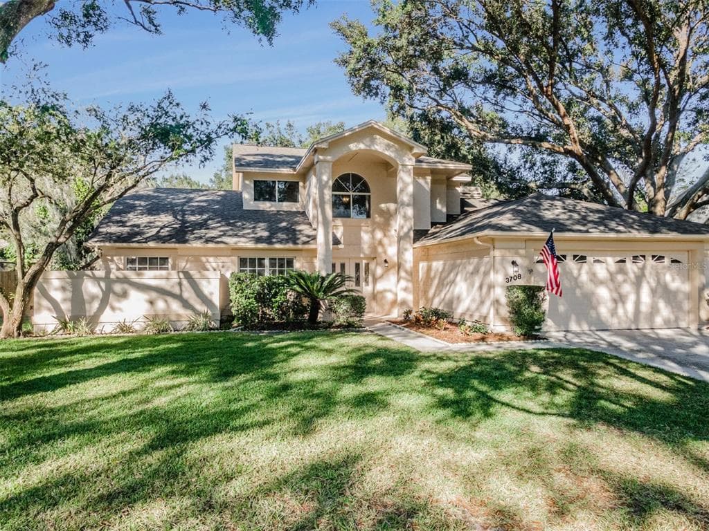 3708 LITHIA RIDGE BOULEVARD VALRICO, FL 33596