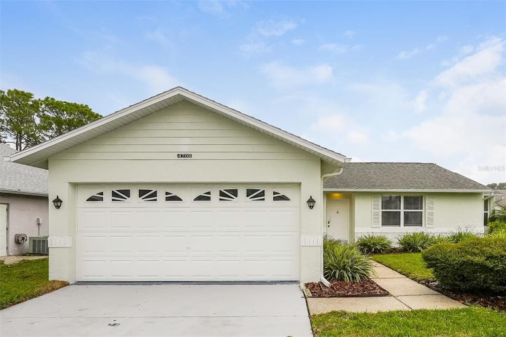 4702 WELLBROOK DRIVE NEW PORT RICHEY, FL 34653