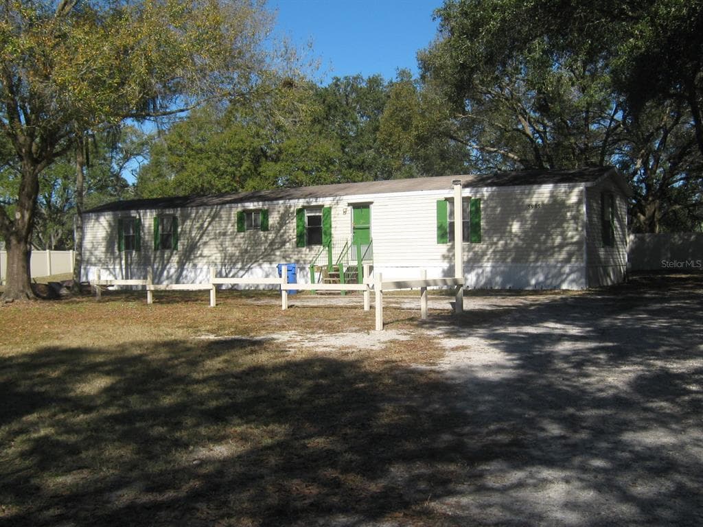 5905 LYNN ROAD TAMPA, FL 33624