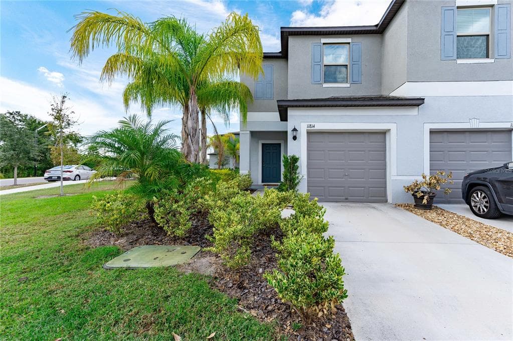 11814 DUMAINE VALLEY ROAD RIVERVIEW, FL 33579