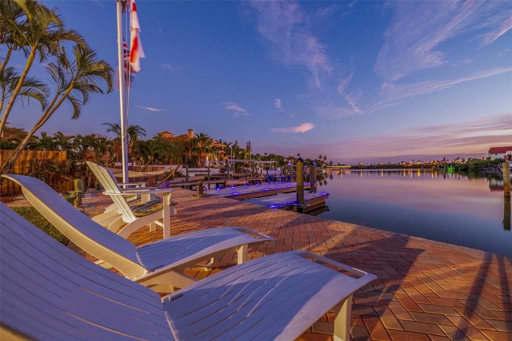 3988 BELLE VISTA DRIVE E ST PETE BEACH, FL 33706