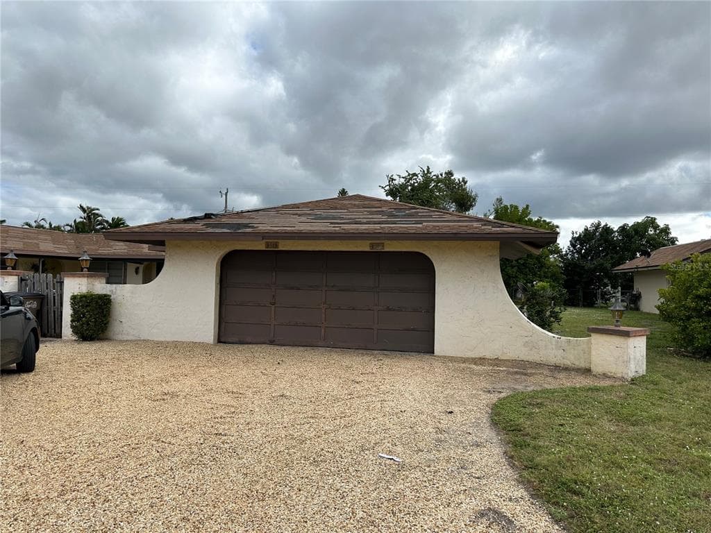 3615 COUNTRY CLUB BOULEVARD UNIT 3 CAPE CORAL, FL 33904
