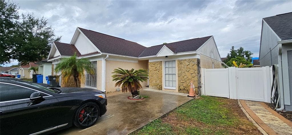 9067 DIXIANA VILLA CIRCLE TAMPA, FL 33635