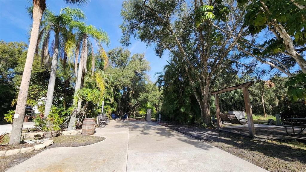 271 SADDLE LANE LAKE WALES, FL 33898