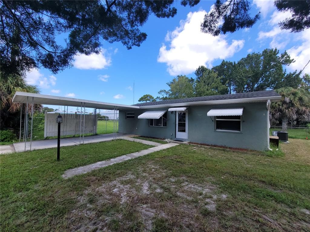 7037 COLFAX DRIVE PORT RICHEY, FL 34668
