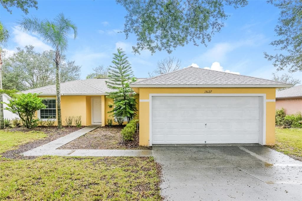 15127 MARGAUX DRIVE CLERMONT, FL 34714