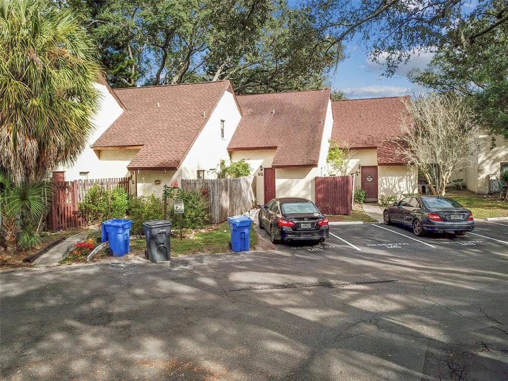 12315 TOUCHTON DRIVE UNIT 94 TAMPA, FL 33617