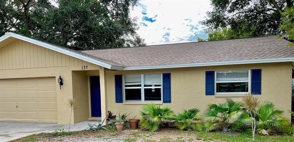 137 VALENCIA DRIVE DUNEDIN, FL 34698