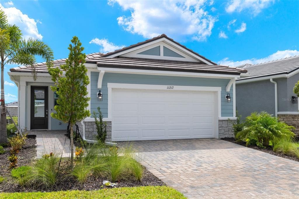11217 LIVEWELL COURT VENICE, FL 34293
