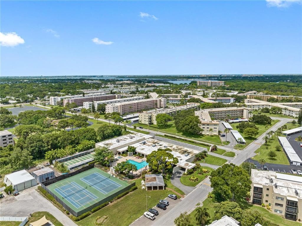 5973 TERRACE PARK DRIVE N UNIT 304 ST PETERSBURG, FL 33709