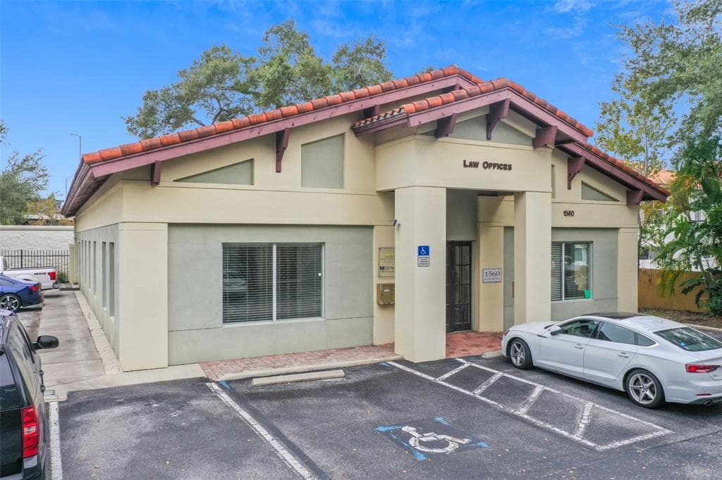 1560 W CLEVELAND STREET TAMPA, FL 33606