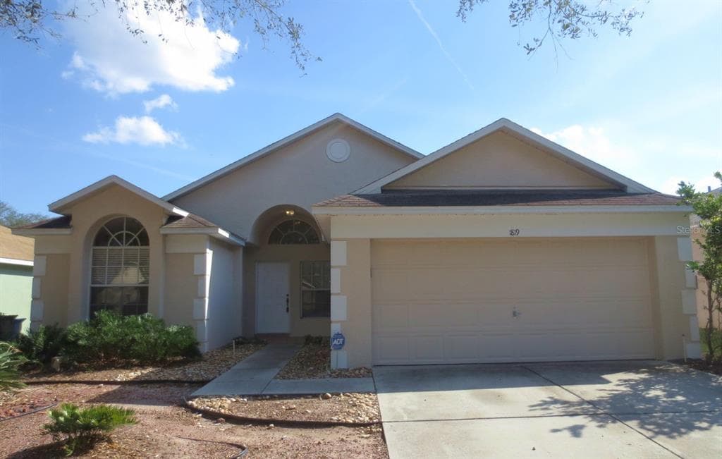 1819 BRANDON BROOK ROAD VALRICO, FL 33594