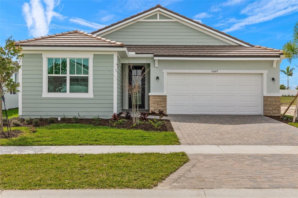 11647 MYAKKA BLUE DRIVE VENICE, FL 34293