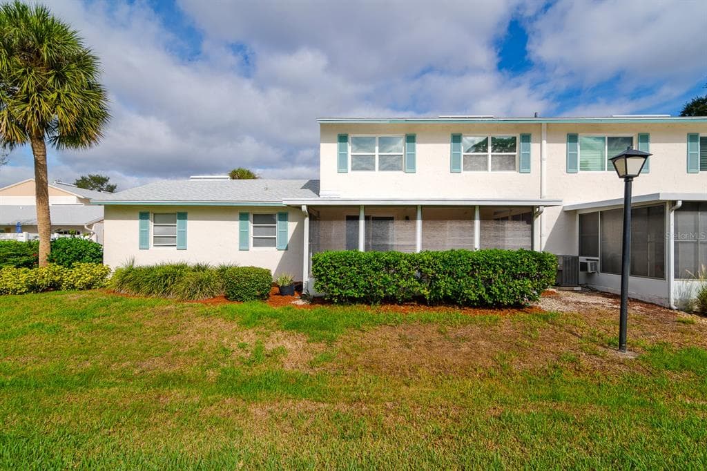 3267 39TH STREET S UNIT B ST PETERSBURG, FL 33711