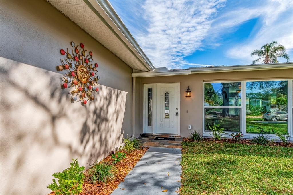 10479 137TH LANE LARGO, FL 33774