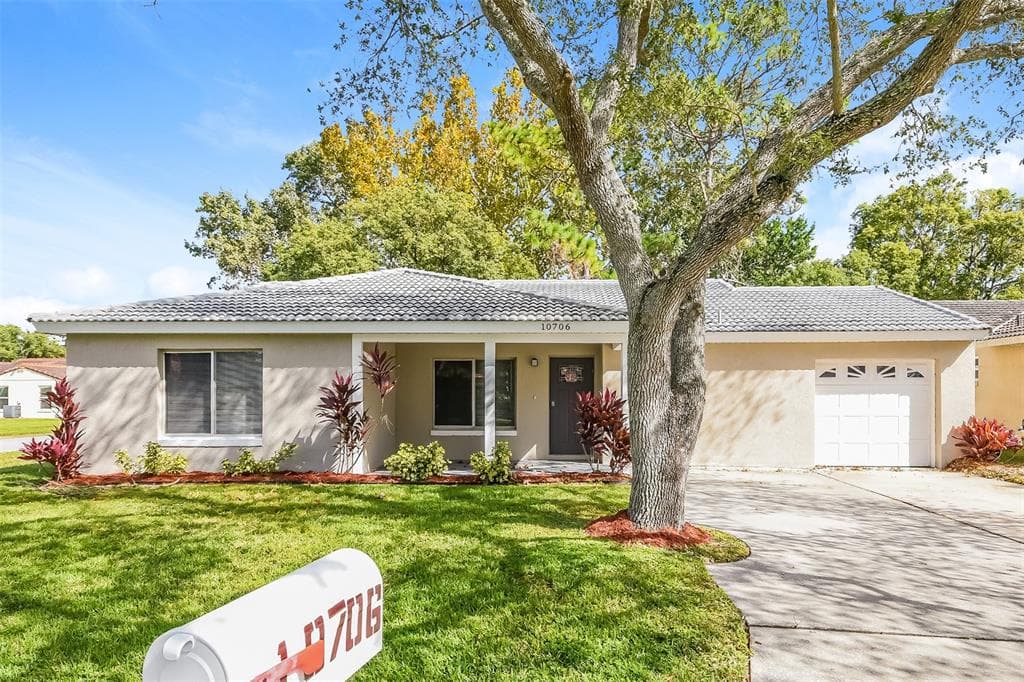 10706 WINDSOR PLACE ORLANDO, FL 32821