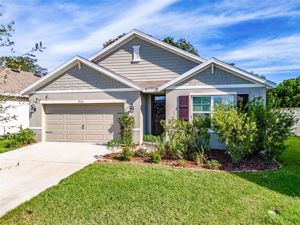9256 WATOLLA DRIVE THONOTOSASSA, FL 33592