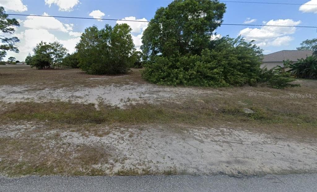 1614 NW 3RD PLACE CAPE CORAL, FL 33993
